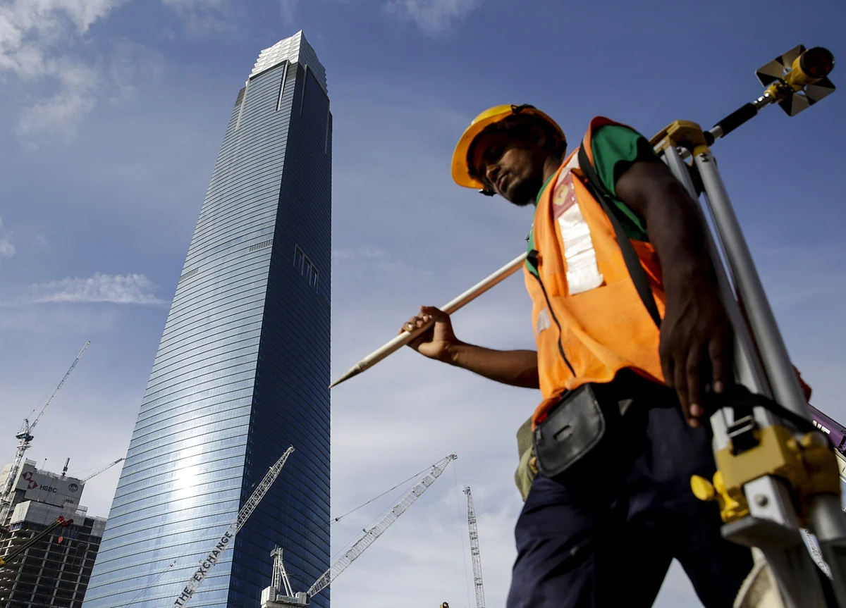 Big Reads on Economics: Glimmers of Hope for World Economy