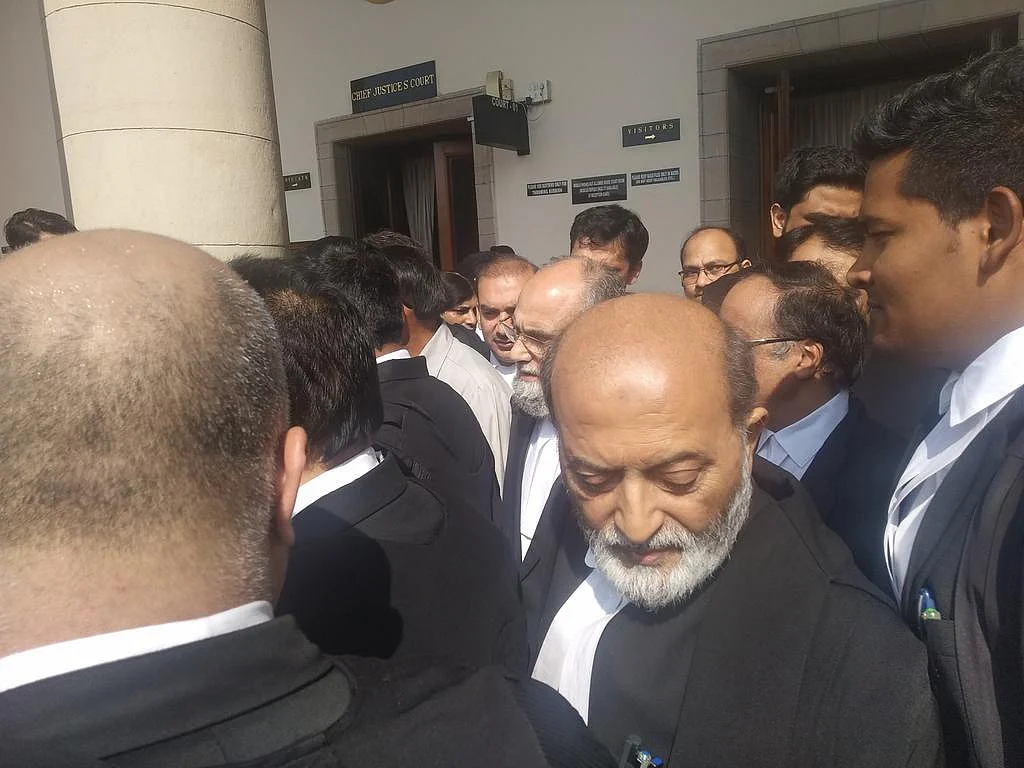 Sunni Waqf Board Counsel Zafaryab Jilani leaves the court room. (Photo: BloombergQuint)