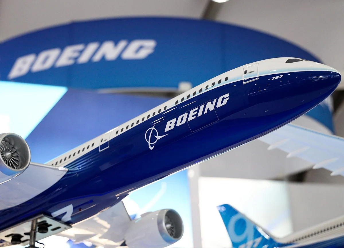 Boeing Hit With $3.9 Million Fine for Alleged Safety Lapses
