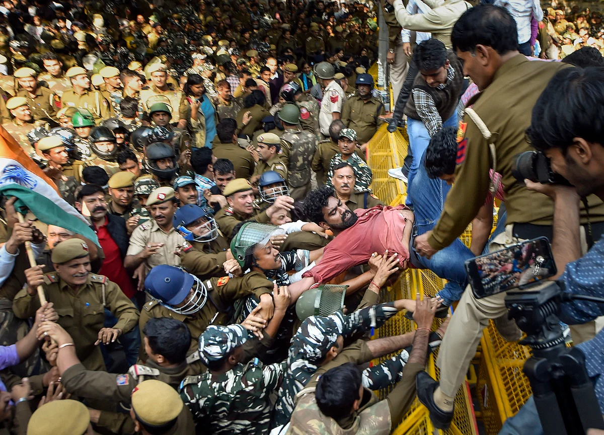 Police Stop JNU Students’ March Towards Parliament, Baton-Charge Protesters