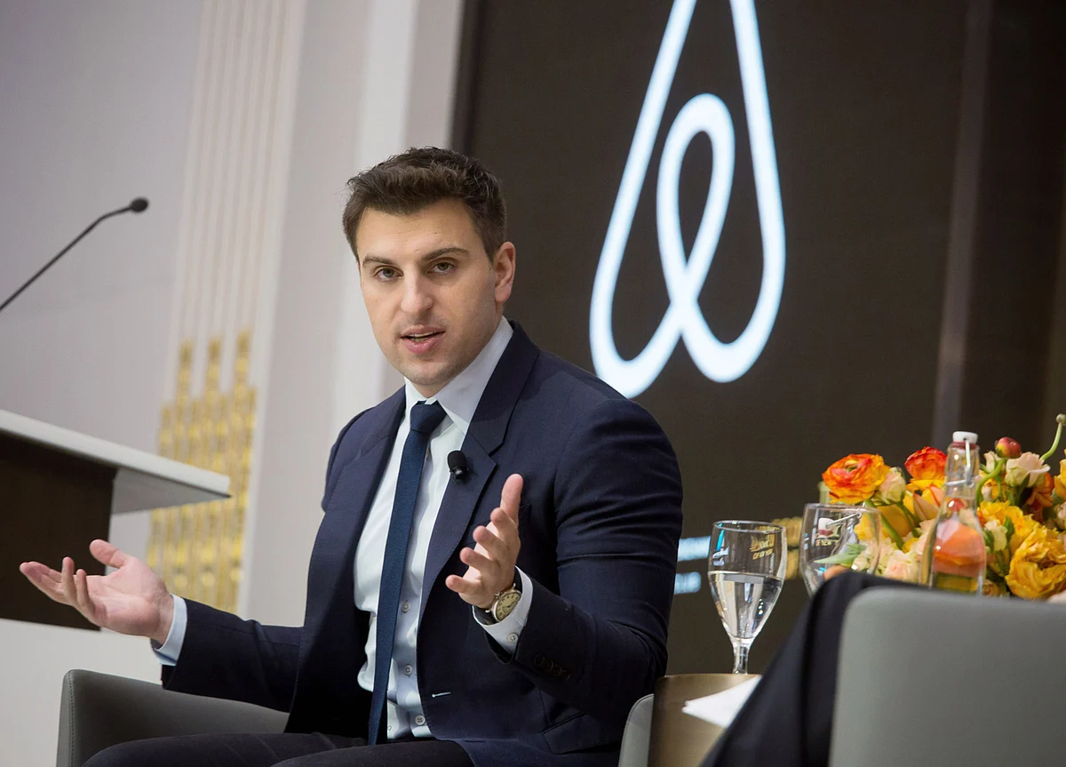 Airbnb to Ban ‘Party Houses’ After Halloween Shooting, CEO Says