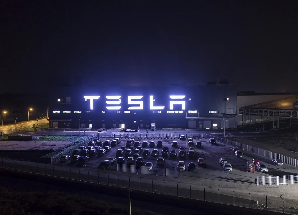 Tesla Considers Cutting Price of China-Built Cars Next Year