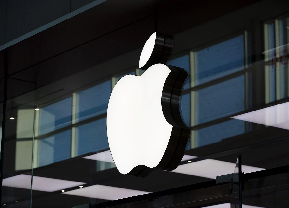 U.S. Says Accused Apple Secrets Thief Had Patriot Missile File