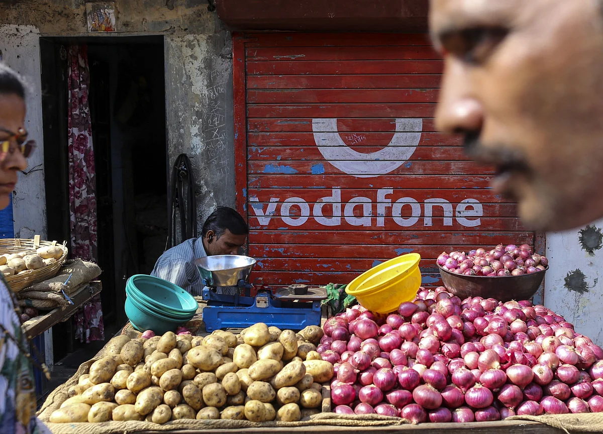 Vodafone India Unit Pleads for Relief After $7 Billion Loss