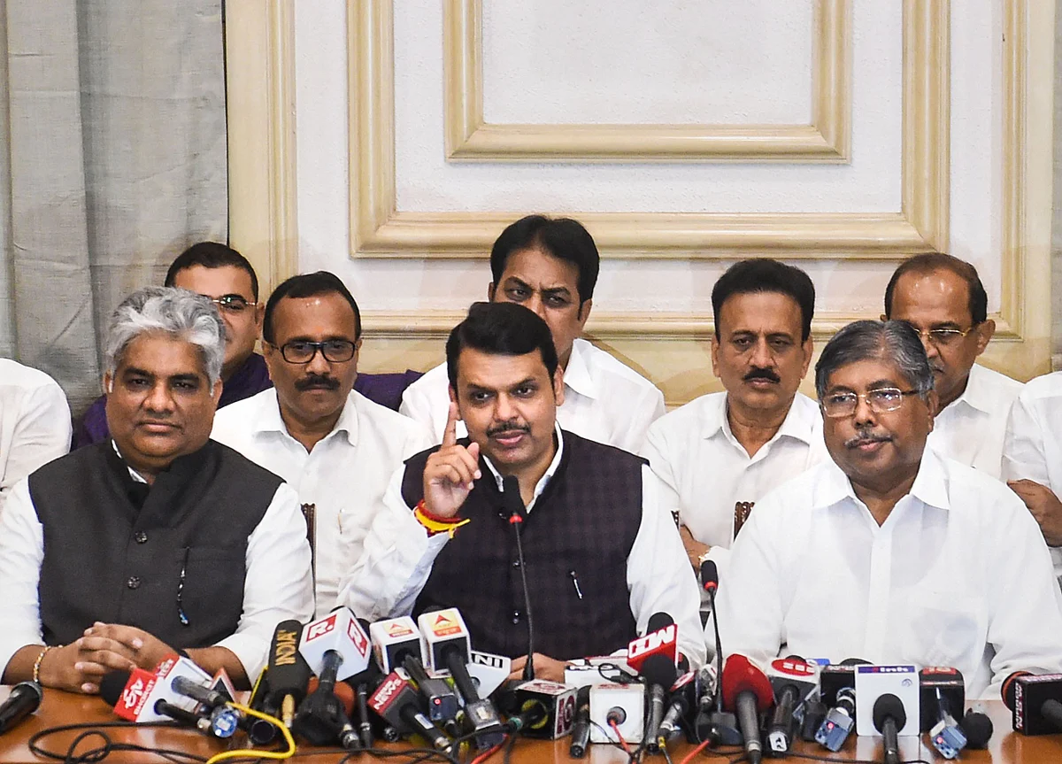 Fadnavis Rubbishes Ananthkumar Hegde’s Claim On Central Funds