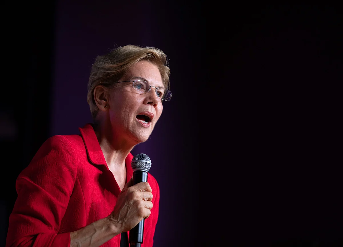 Warren Calls Out Blackstone for ‘Shameless’ Profits From Housing