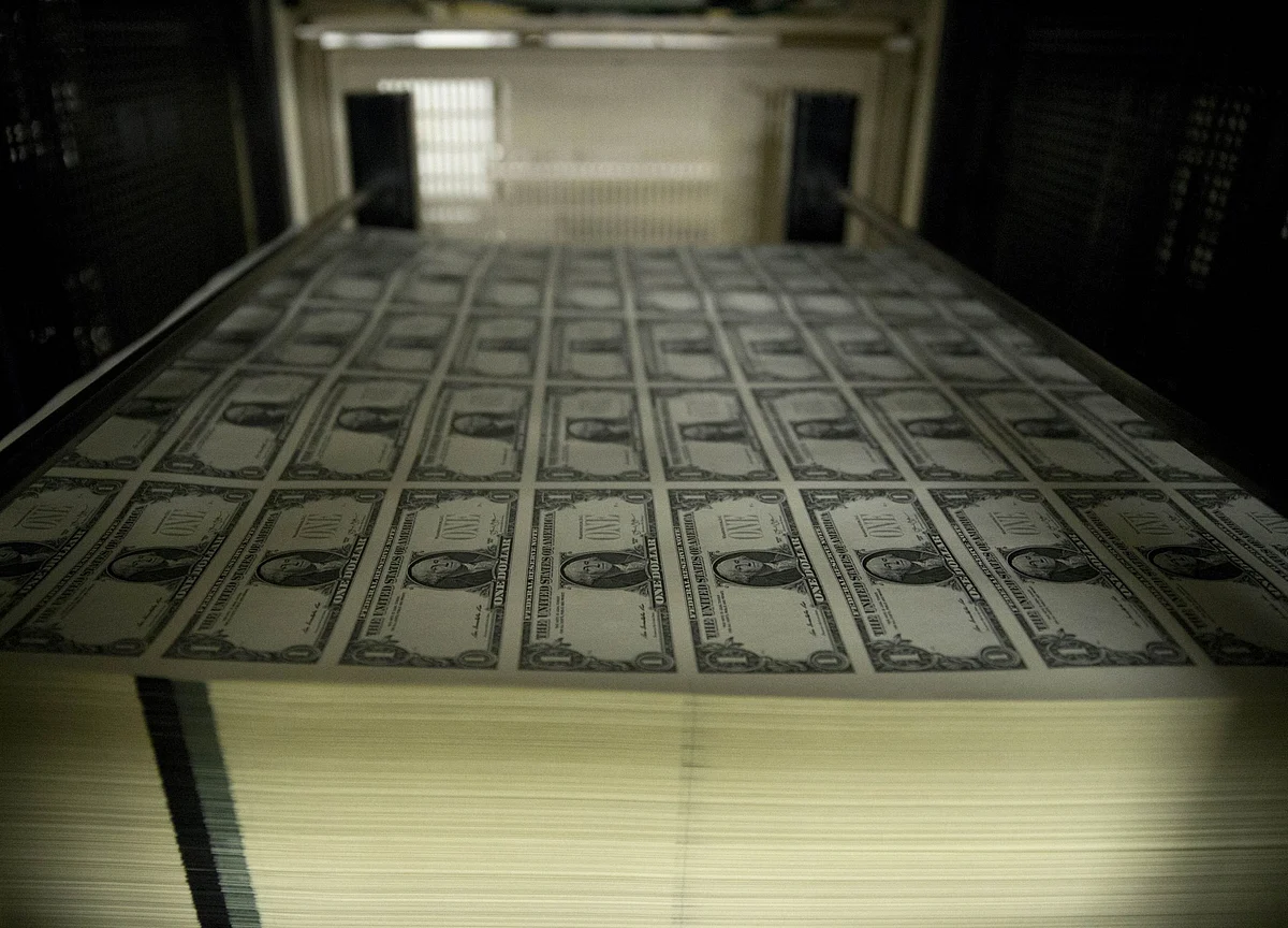 Billionaire Wealth Fell for First Time in Three Years in '18