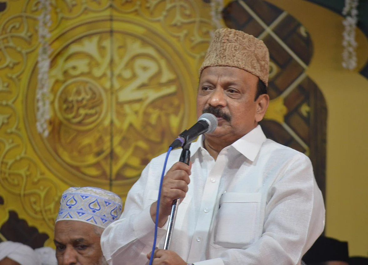 All Disqualified Karnataka MLAs, Except Roshan Baig, Join BJP