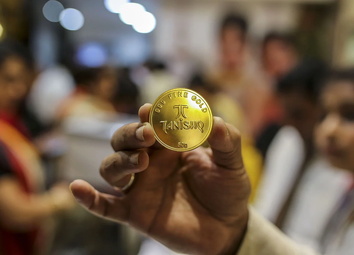 Analysts Turn Cautious On Titan After Its Q2 Results