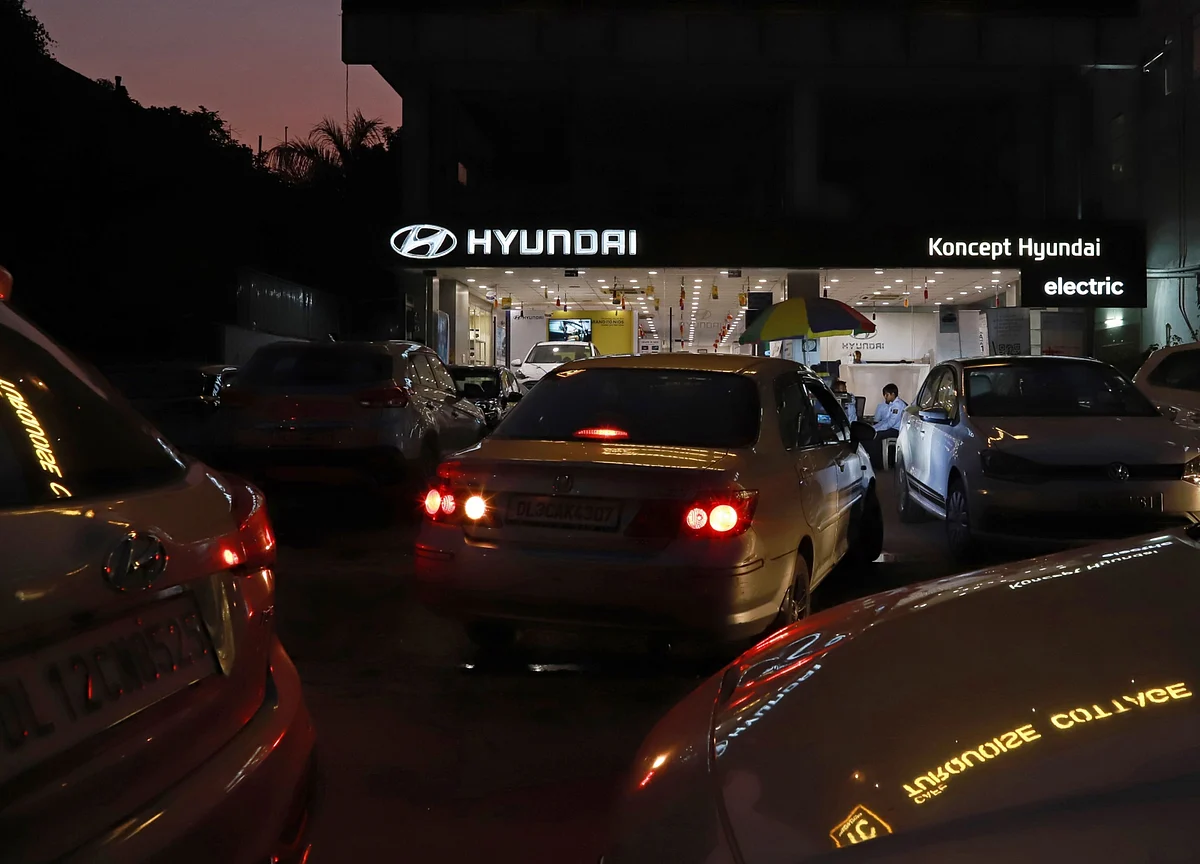 India’s Car Dealers Risk Going Out of Business on Emission Norms