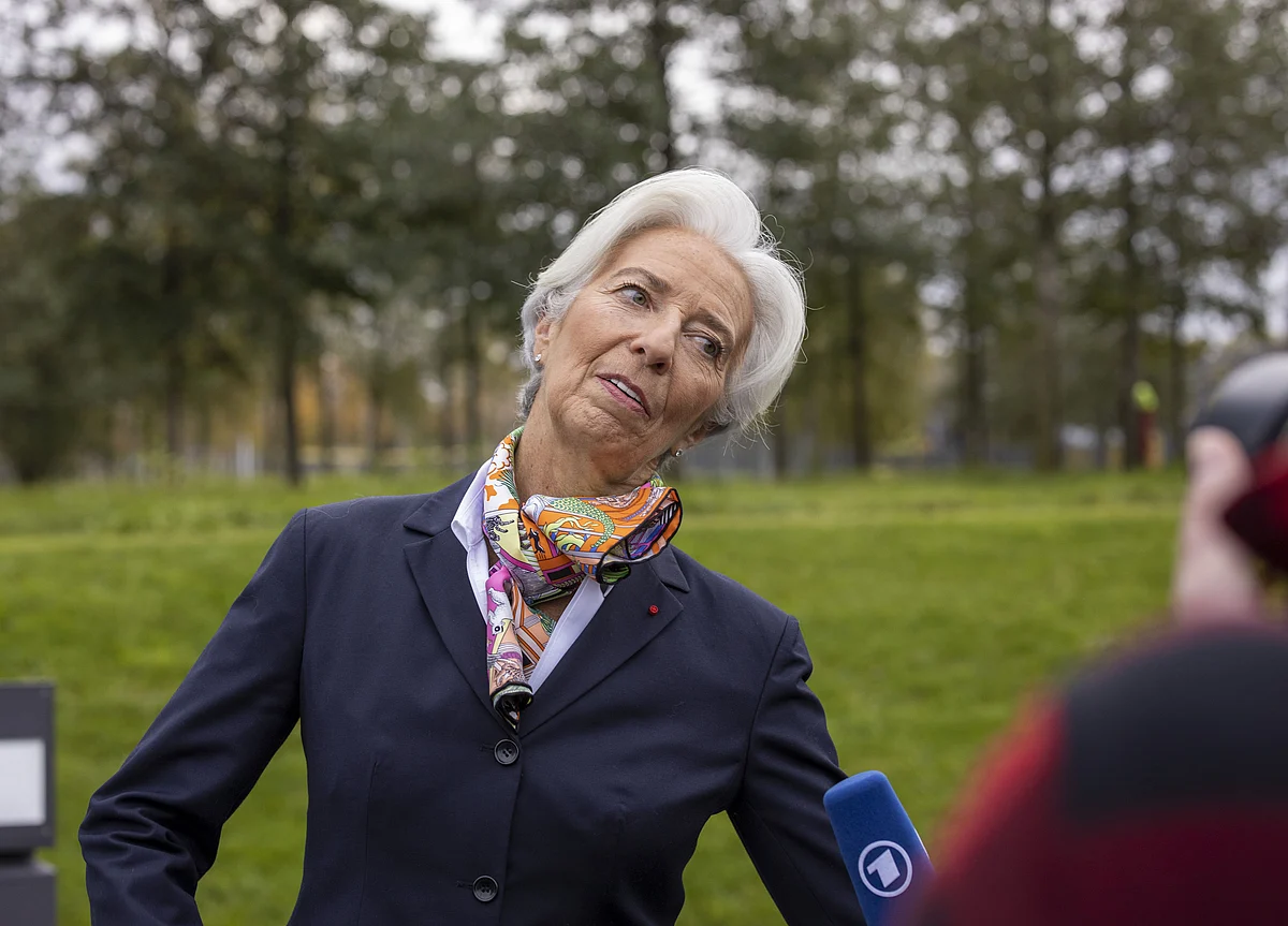 Lagarde Wants an `Economic Ballet.’ It Could Be a Mosh Pit.