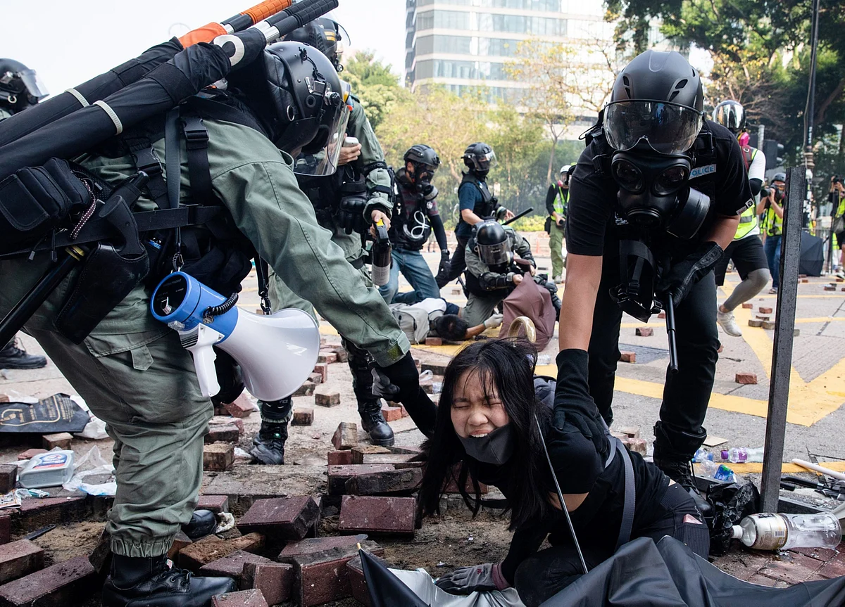 Hong Kong Property Stocks Battered by Protests Look Cheap