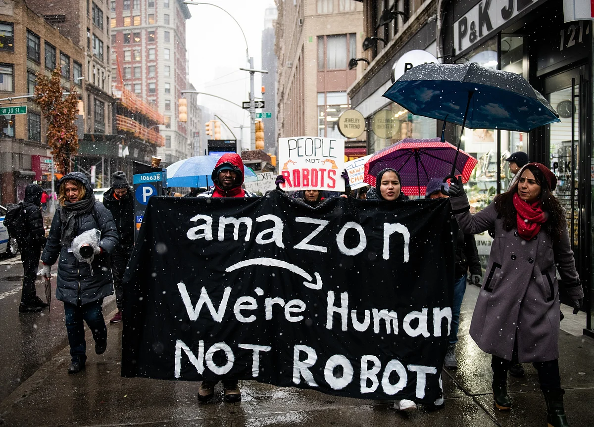 Amazon Critics Rally at Bezos NYC Penthouse for Cyber Monday