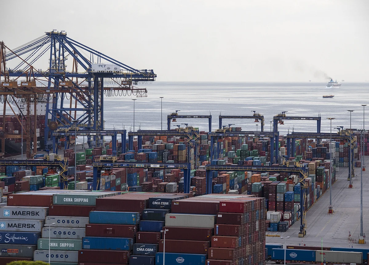 China’s 2019 Exports Edged Up as Total Trade With U.S. Declined
