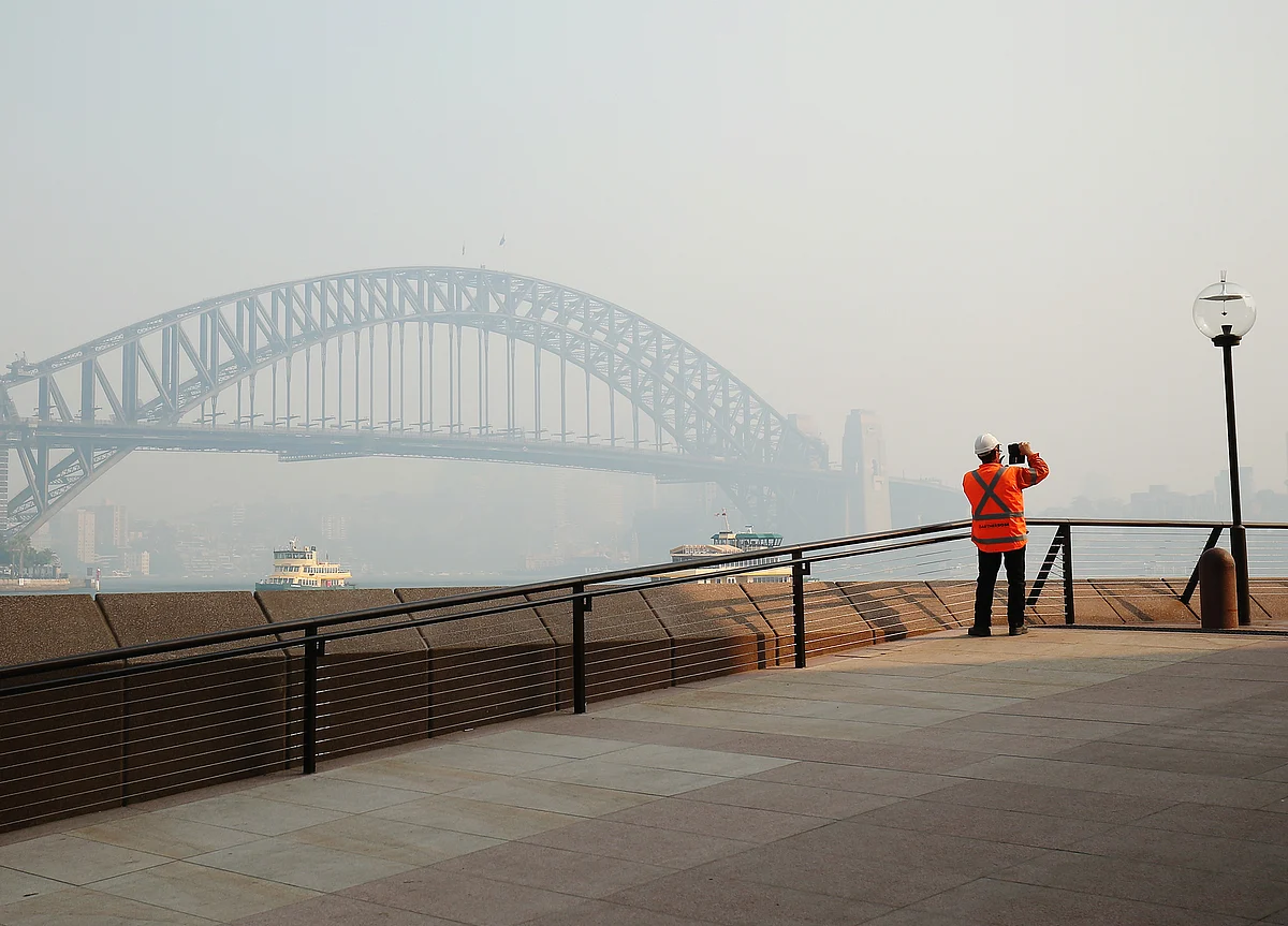Sydney Air Pollution Is So Bad It’s Setting Off Fire Alarms