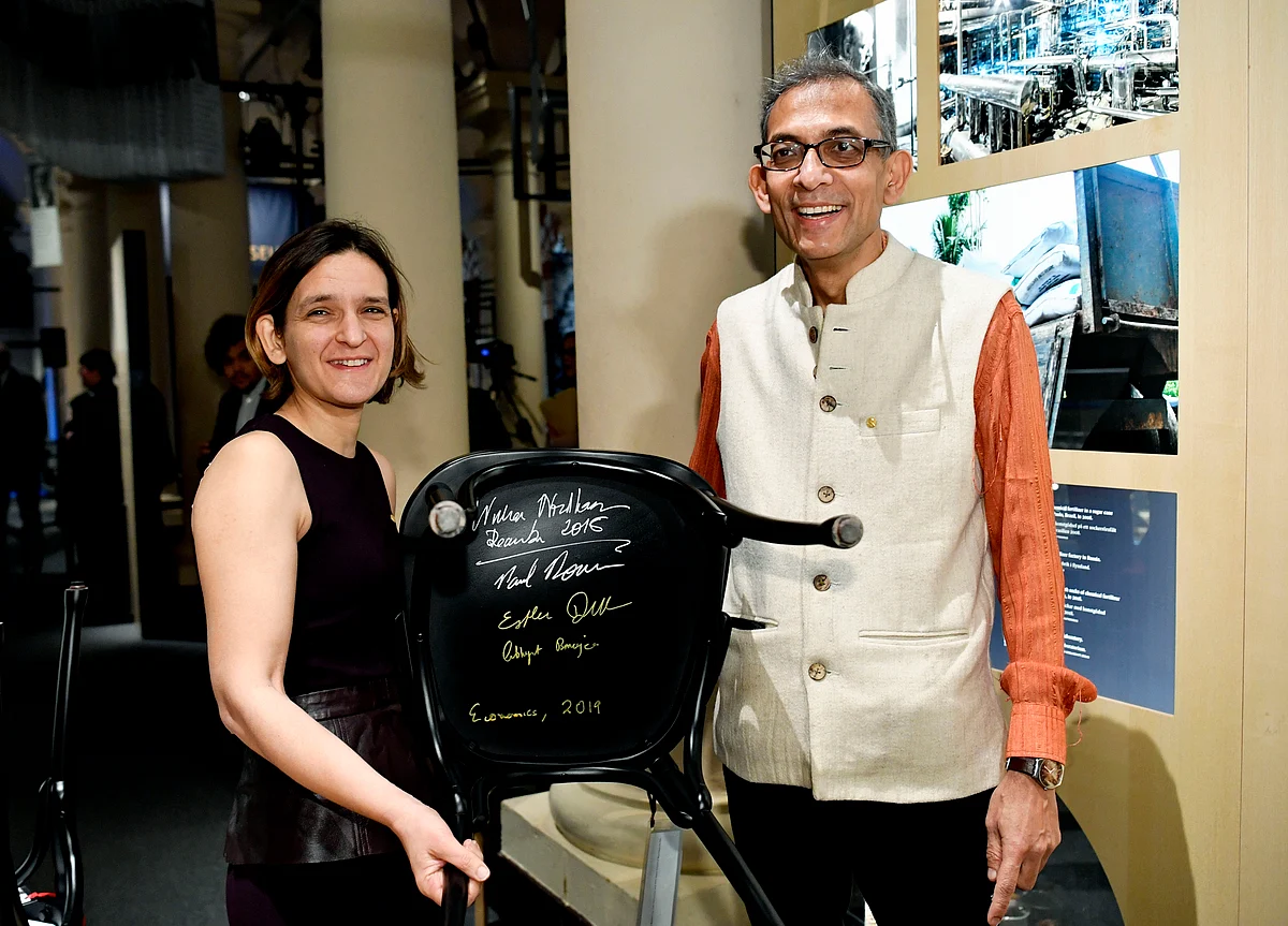 War On Poverty Akin To Battle Against Cancer, Economics Nobel Laureates Say