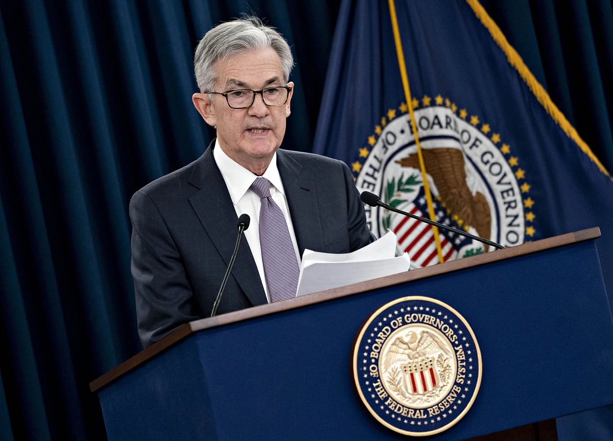 Powell Likened Dot-Plot Dangers to Nuclear Meltdown in 2014