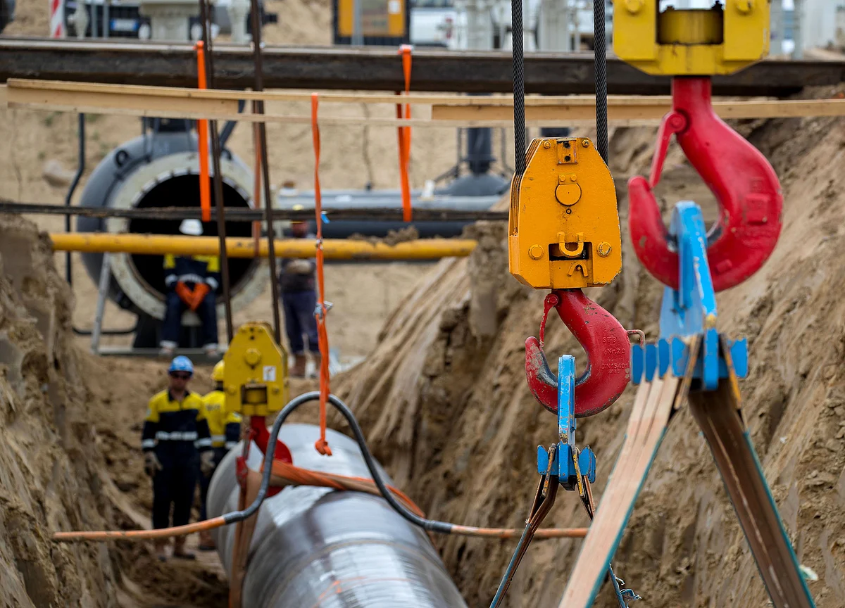European Gas Prices Fall as Ukraine, Russia Deal Averts Crisis
