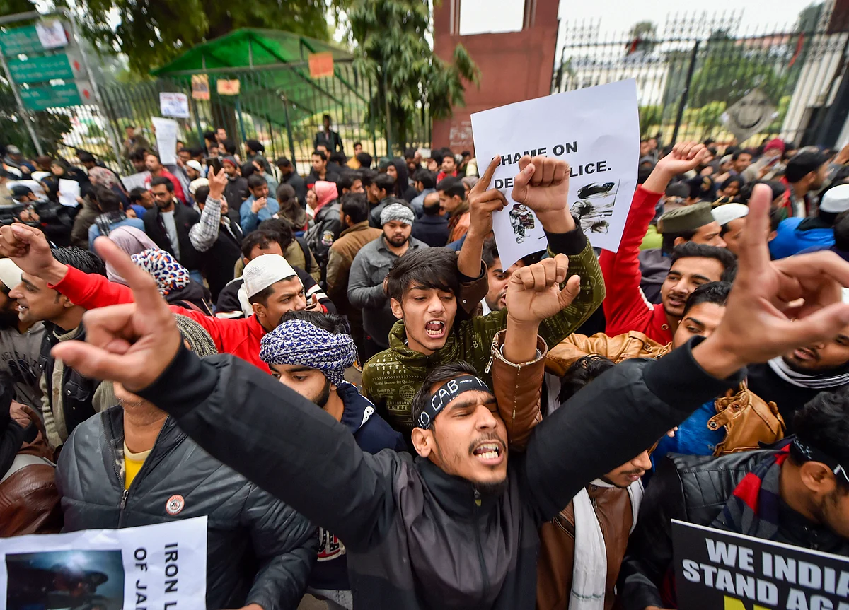 Congress Moves NHRC Over Police ‘Atrocities’ On Protesters In Uttar Pradesh