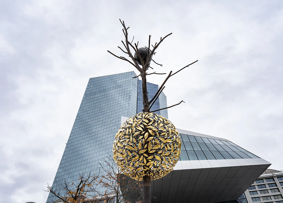 ECB Study Shows People Don’t Pay Much Attention to Stimulus News