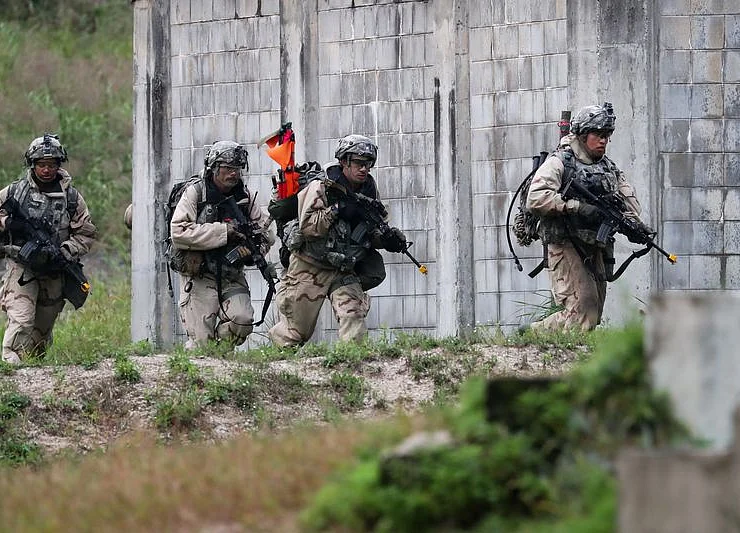 U.S. Buckles in South Korea Troop-Funding Talks, Chosun Says
