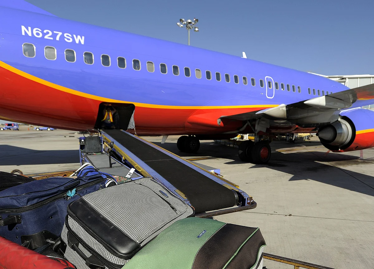 Why In-Flight Food and Extra Bag Costs Aren’t Going Away