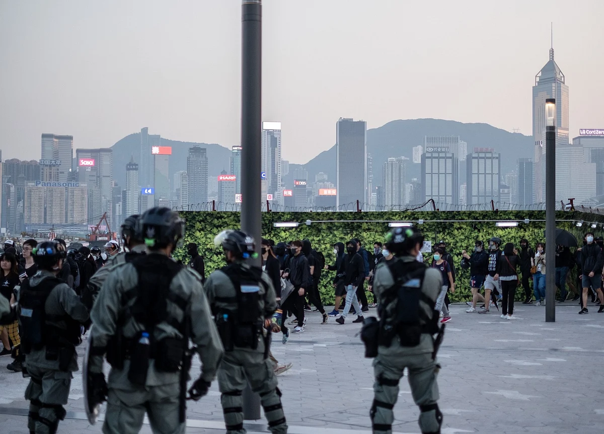 China Spares Trade in First Retaliation to U.S.’s Hong Kong Law