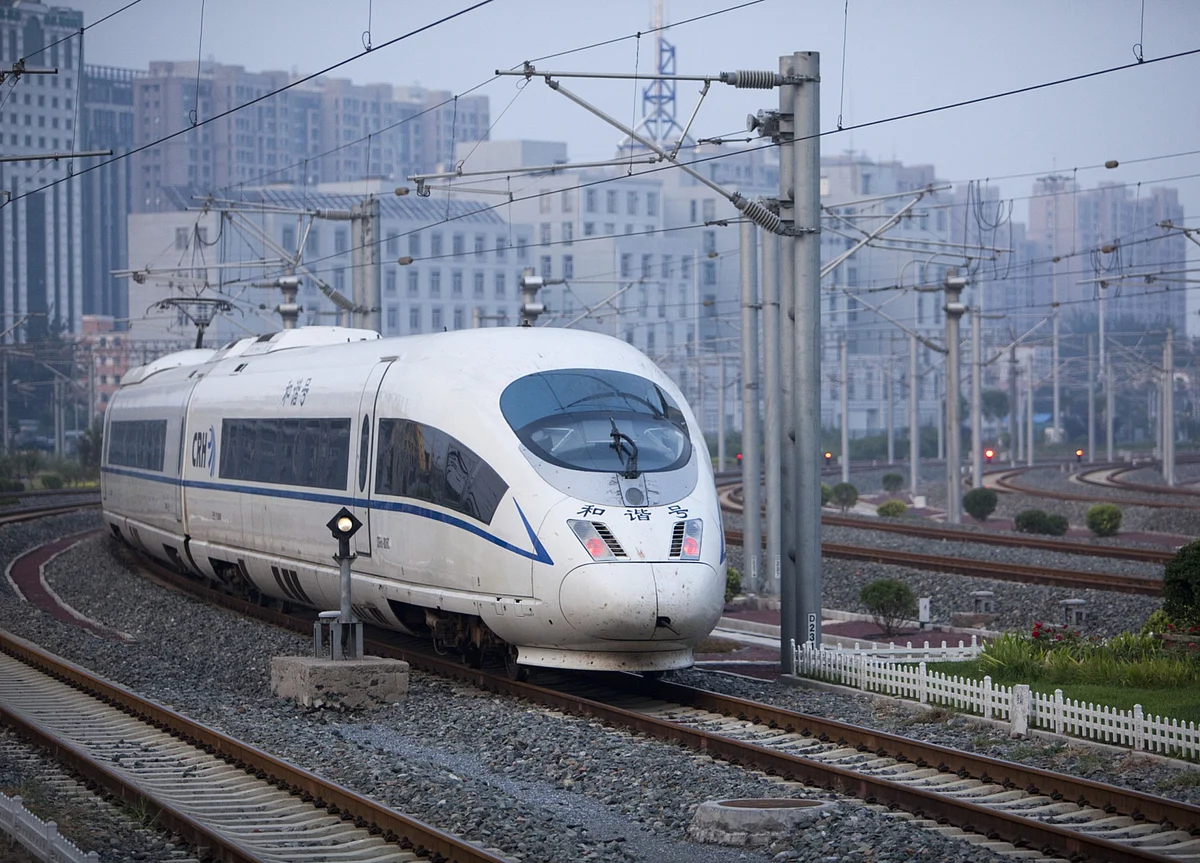 China’s First High-Speed Rail IPO Comes as More Opening Hinted