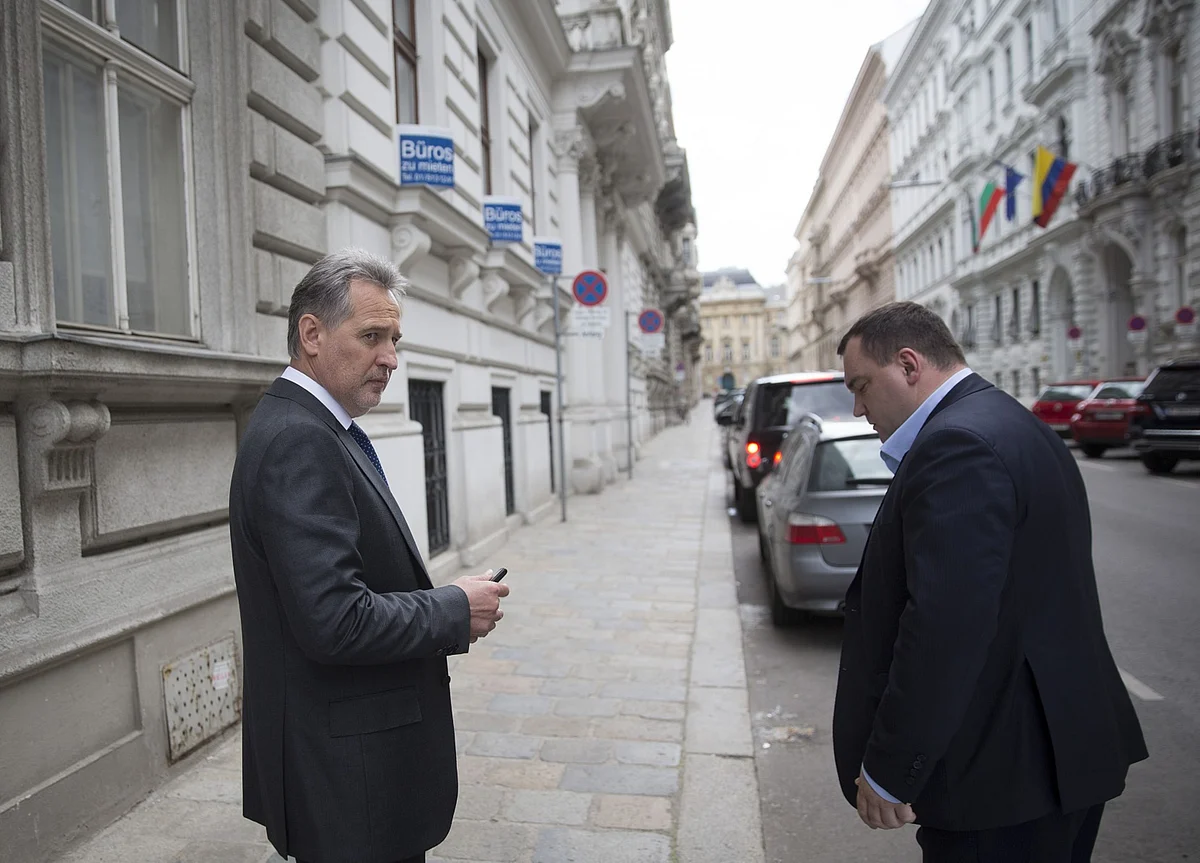 Ukraine Tycoon’s Lawyer Says He, Not His Client, Lent to Parnas