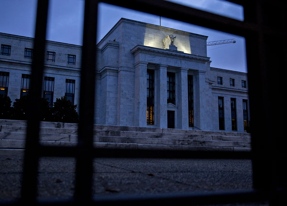Fed Dots May Yield Clue on Split Over Pause: Decision Day Guide