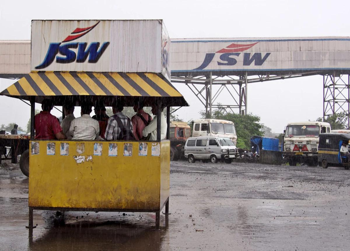 Unemployed Engineers Ransack JSW Group Office In Paradip