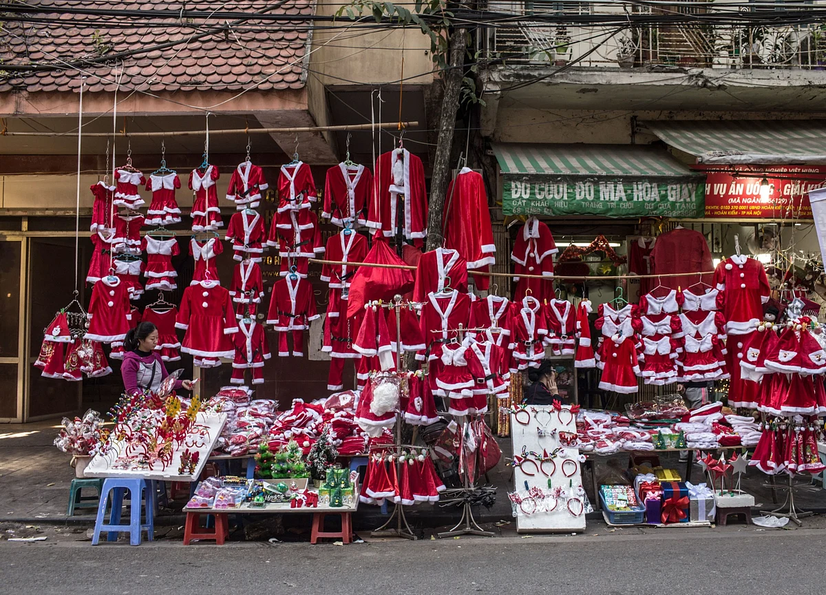 Christmas-New Year: Bombay High Court Says Obtain Licence For Playing Music