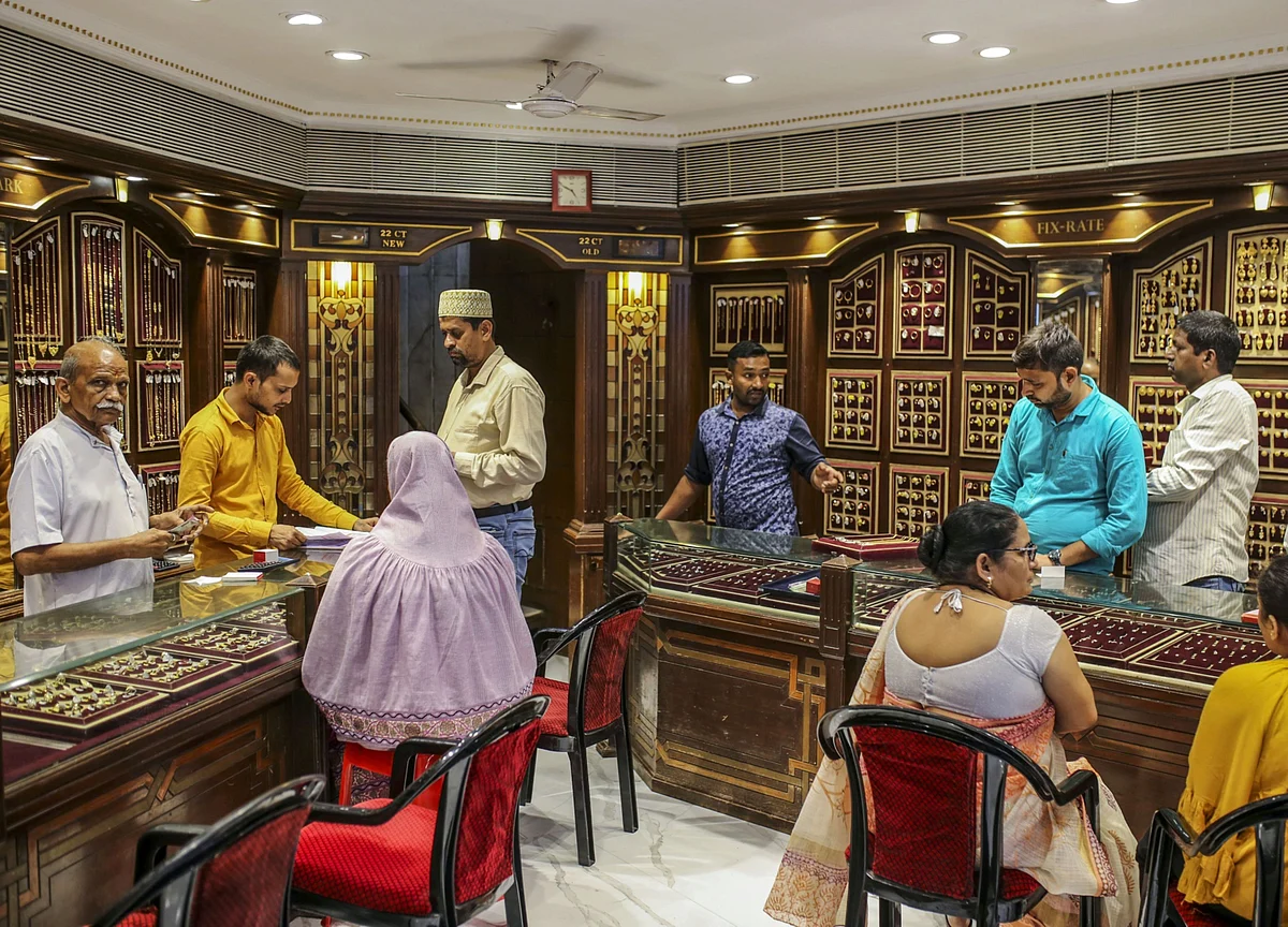 Gold Sales in India to See Slow Growth After Three-Year Low