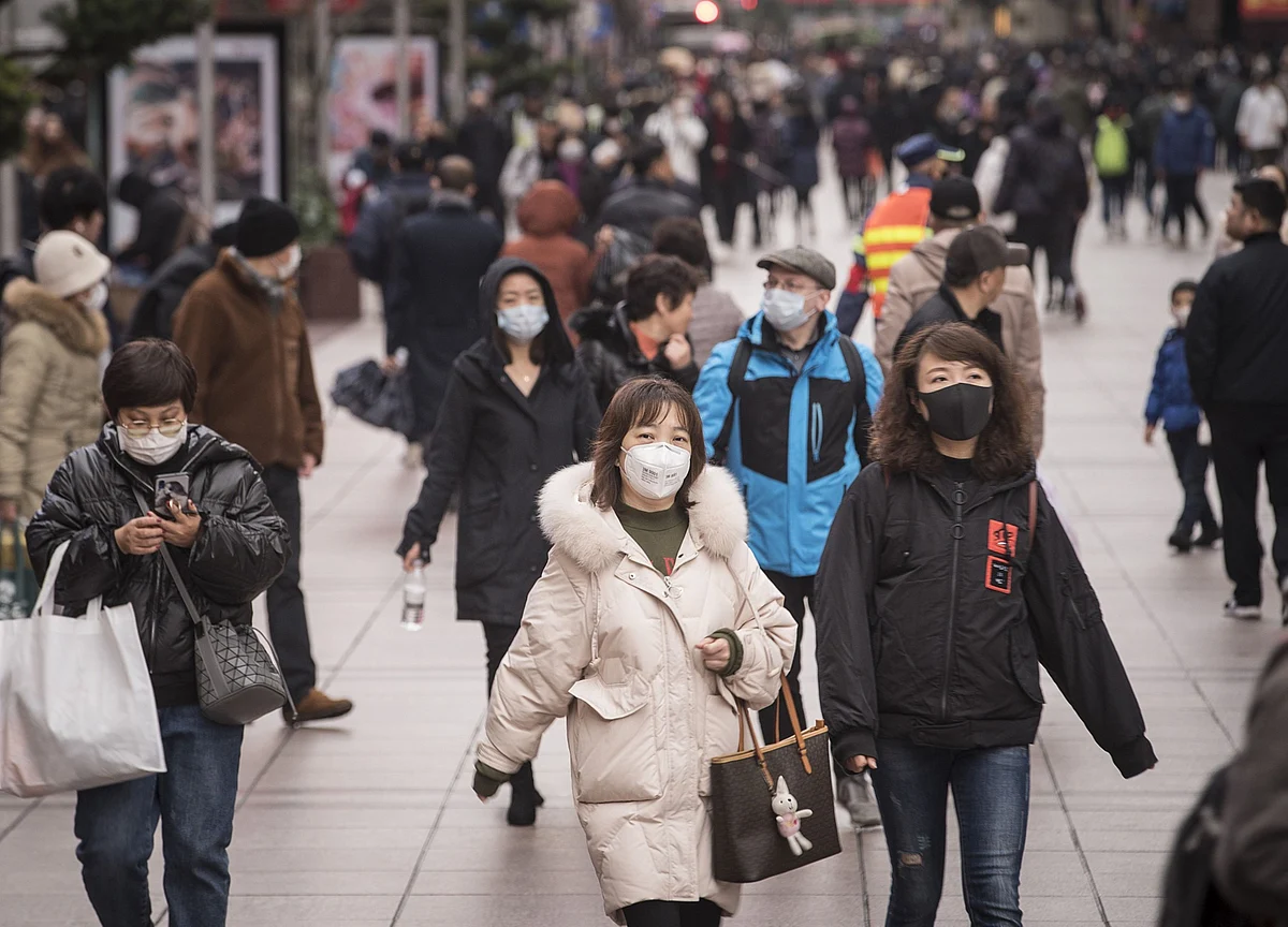 Singapore Reports Virus Case as China Limits Some Travel