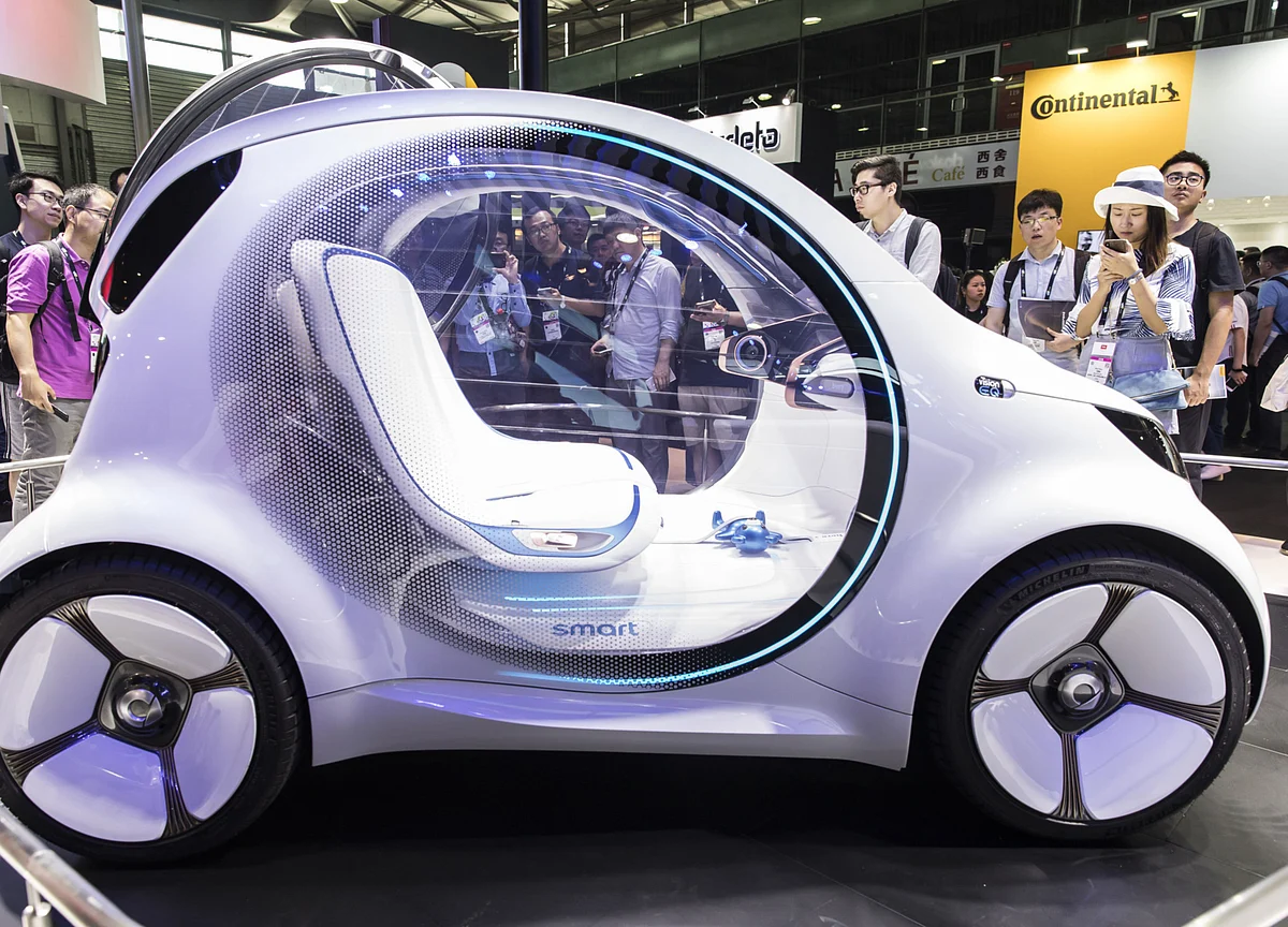 BMW, Daimler Self-Driving Venture May Attract Fiat Chrysler