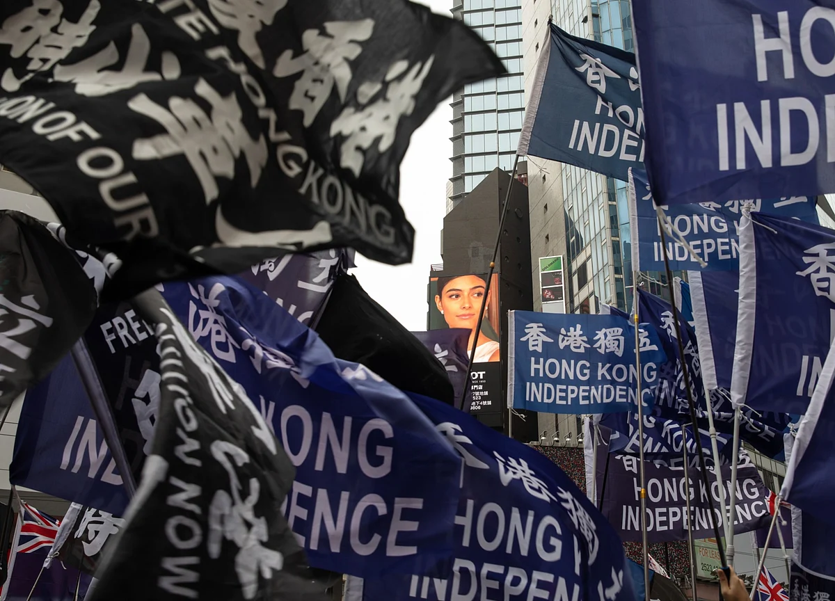 Hong Kong Parents Eye Singapore Schools as Protests Linger