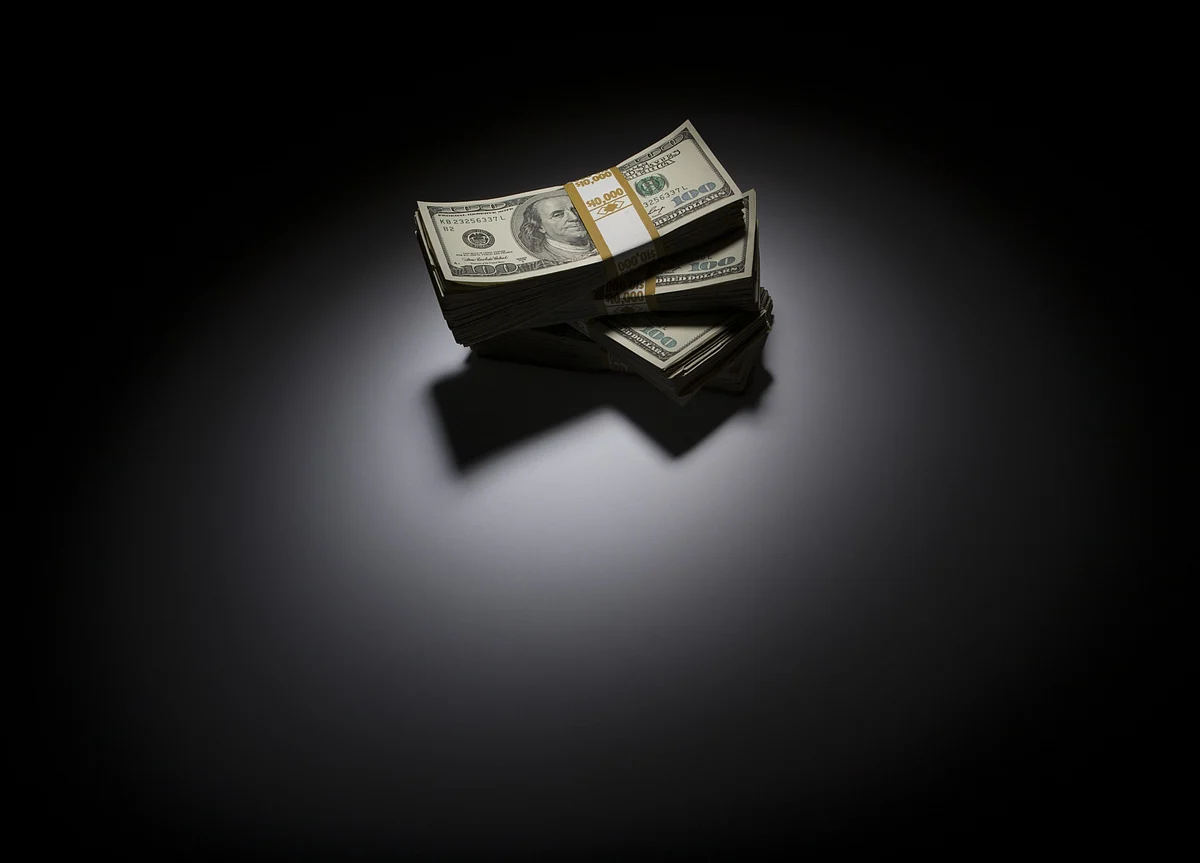 The Mutual Fund Show: Should You Invest In A Fund With International Exposure?