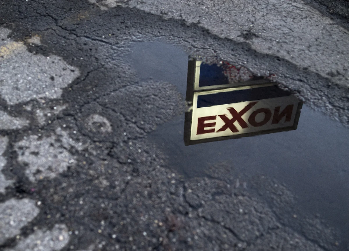 Exxon at a 10-Year Low is Challenge for Oil’s Biggest Major