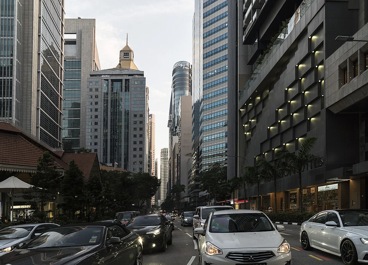 Singapore Posts Slowest Annual Growth of the Decade