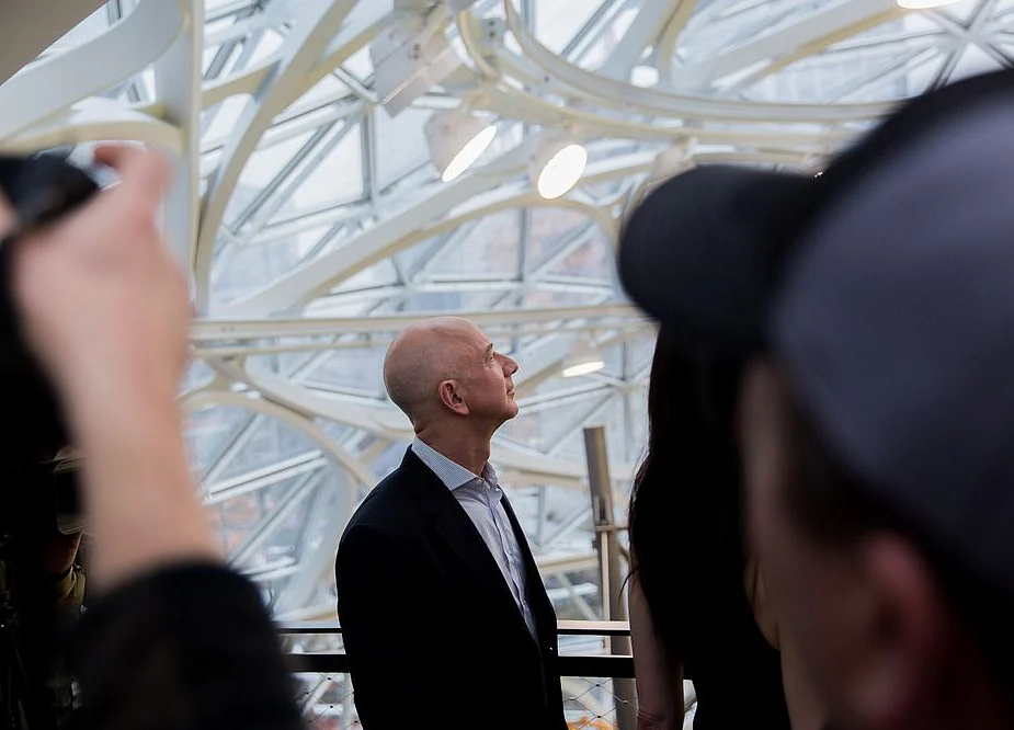 Bezos Wealth Rises $7.9 Billion on the Worst Day of the Year for Market
