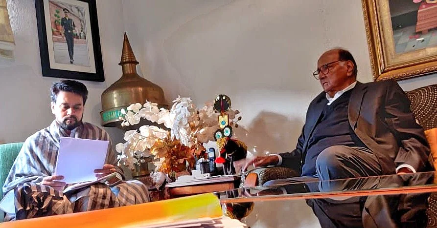Sharad Pawar Meets Anurag Thakur To Discuss PMC Bank’s Revival