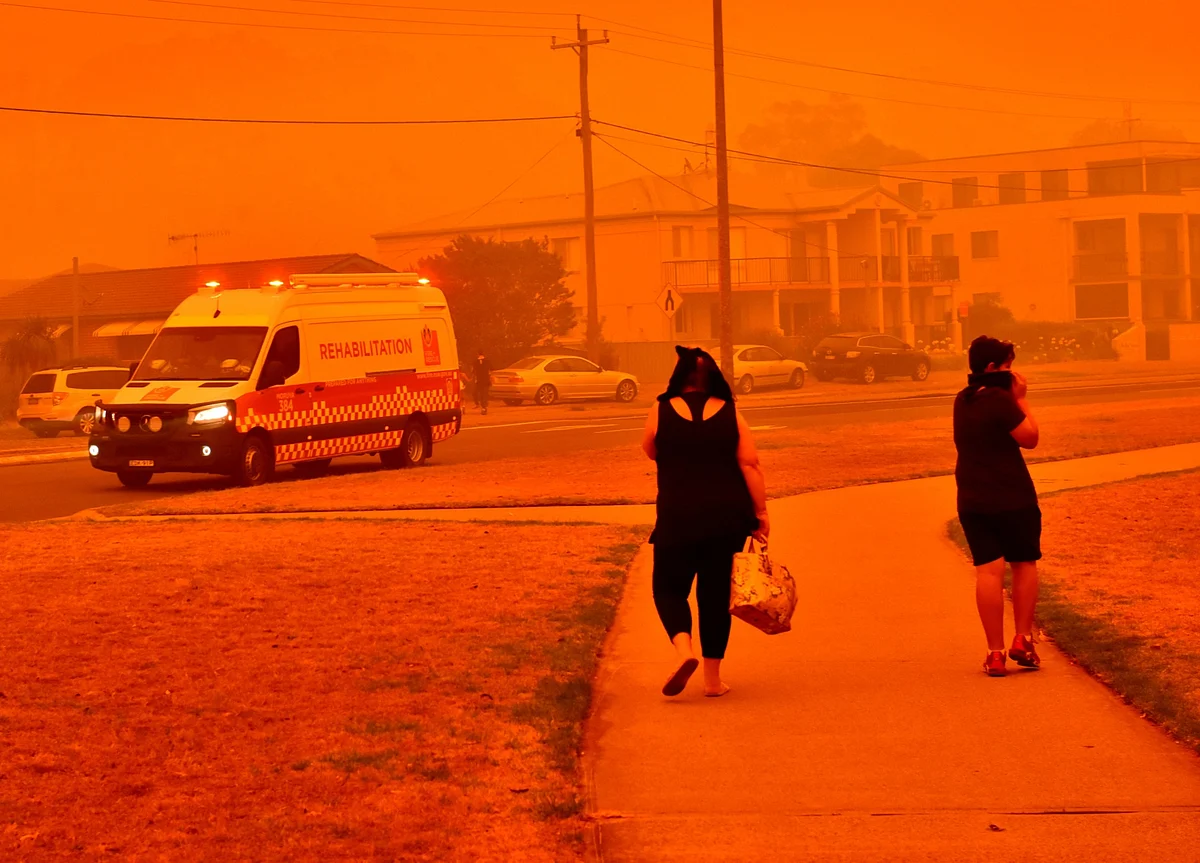 Australian Wildfire Smoke Obscures Skies Half a World Away