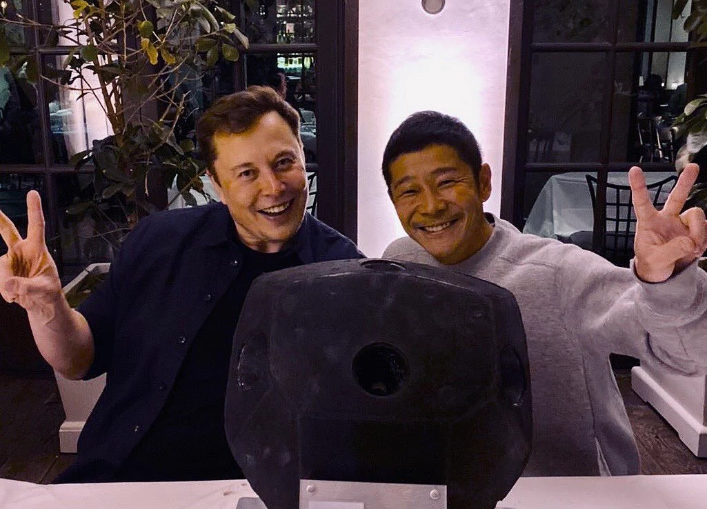 Japanese Billionaire Looking for Love to Take on Musk Moon Trip