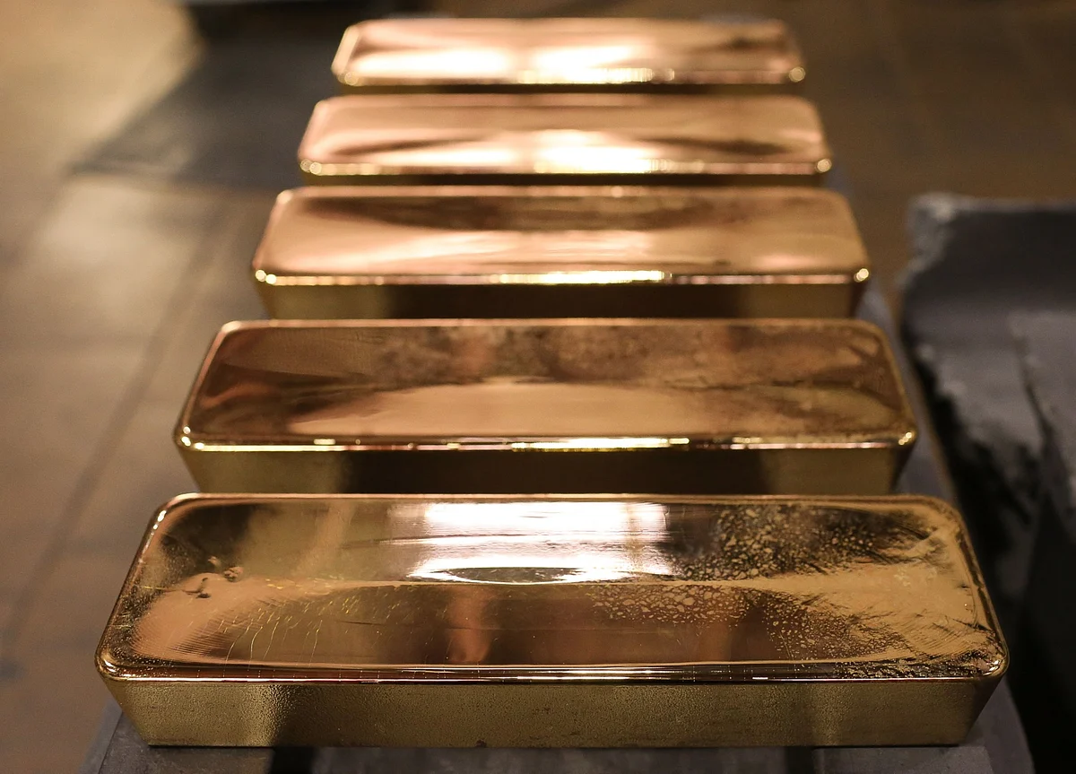 Gold Imports Dip 6.77% During April-December 2019