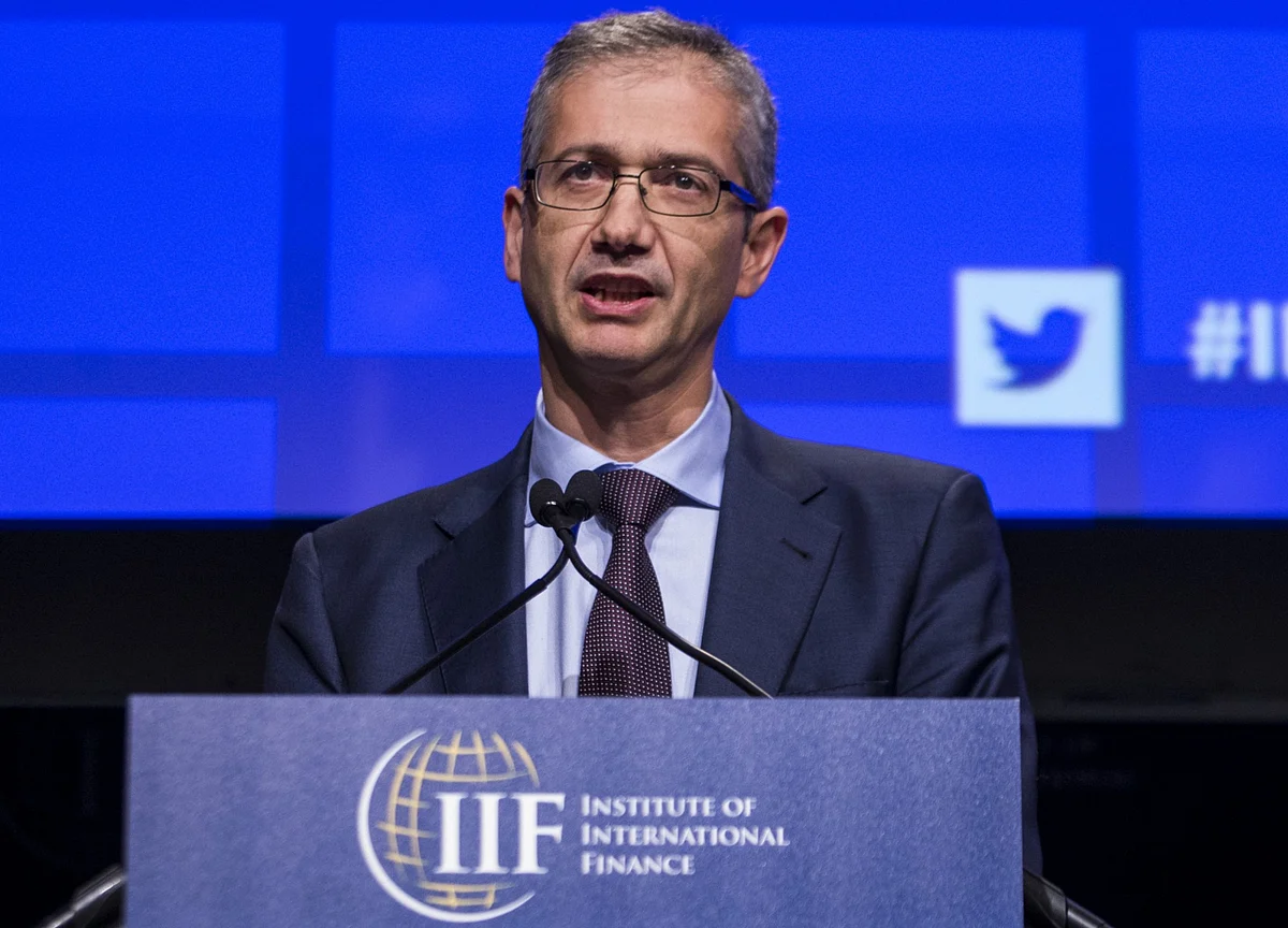 ECB’s De Cos Says Europe Urgently Needs an Economic Overhaul