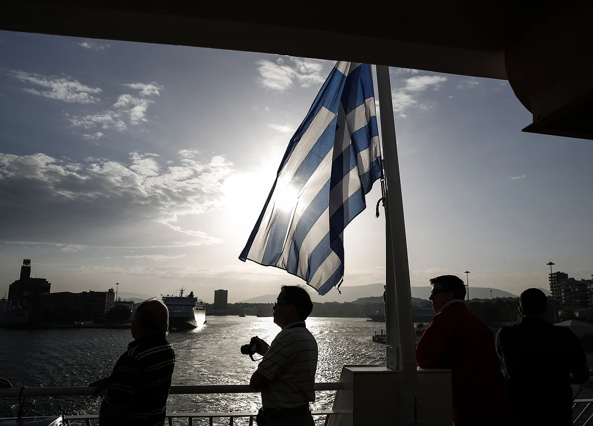 Johnson Puts Quarantine on Greek Islands in Strategy Shift