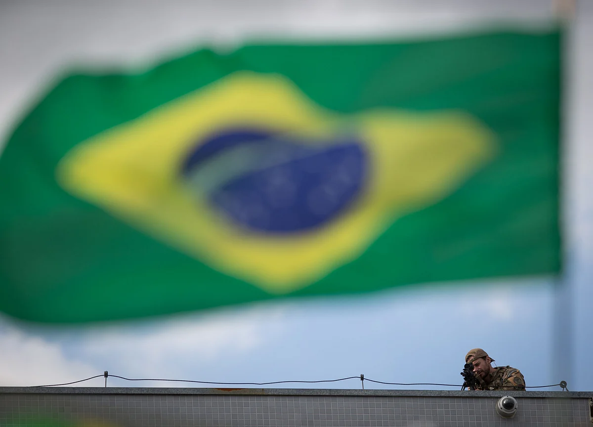 Violent Brazilian Gang Escapes From Paraguay Jail Through Tunnel