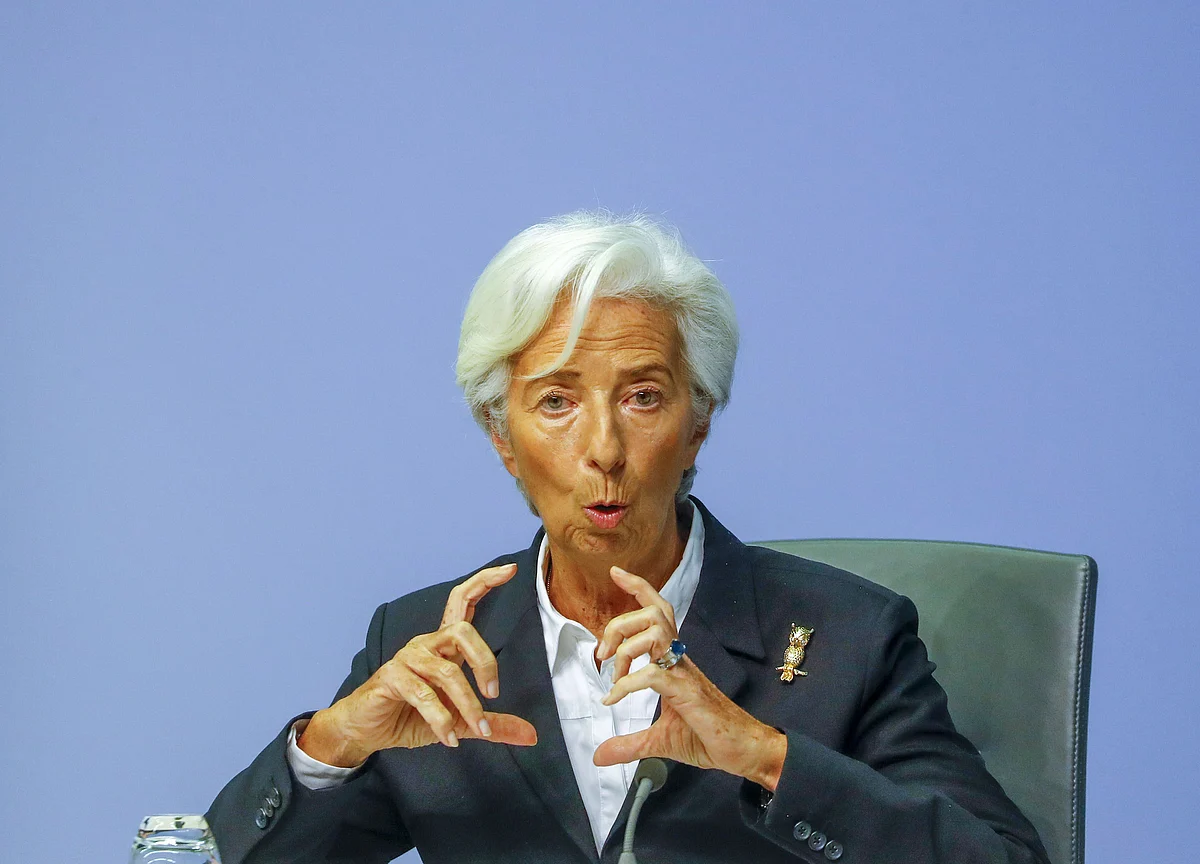 ECB Starts Yearlong Review With Few Hints on Changes to Come