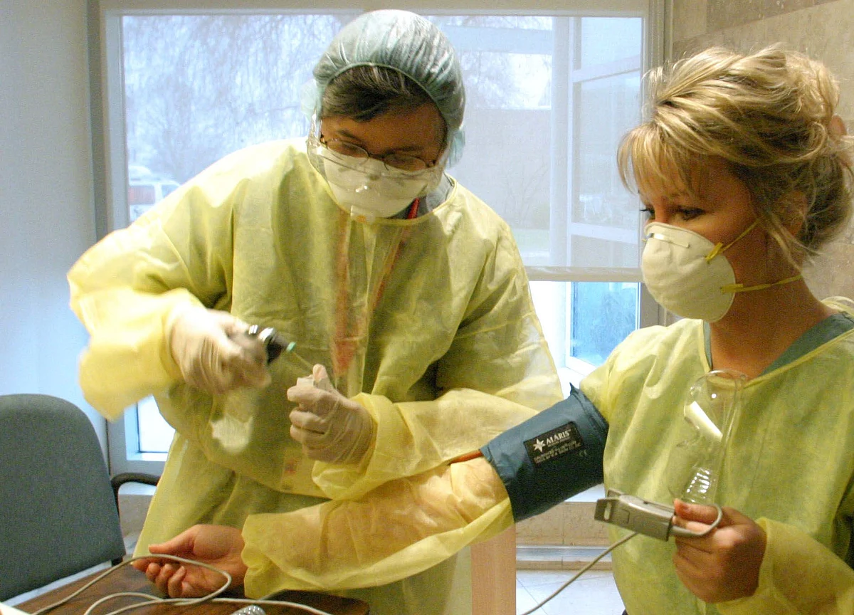 New SARS-Like Virus Found in Traveler From China, Thailand Says