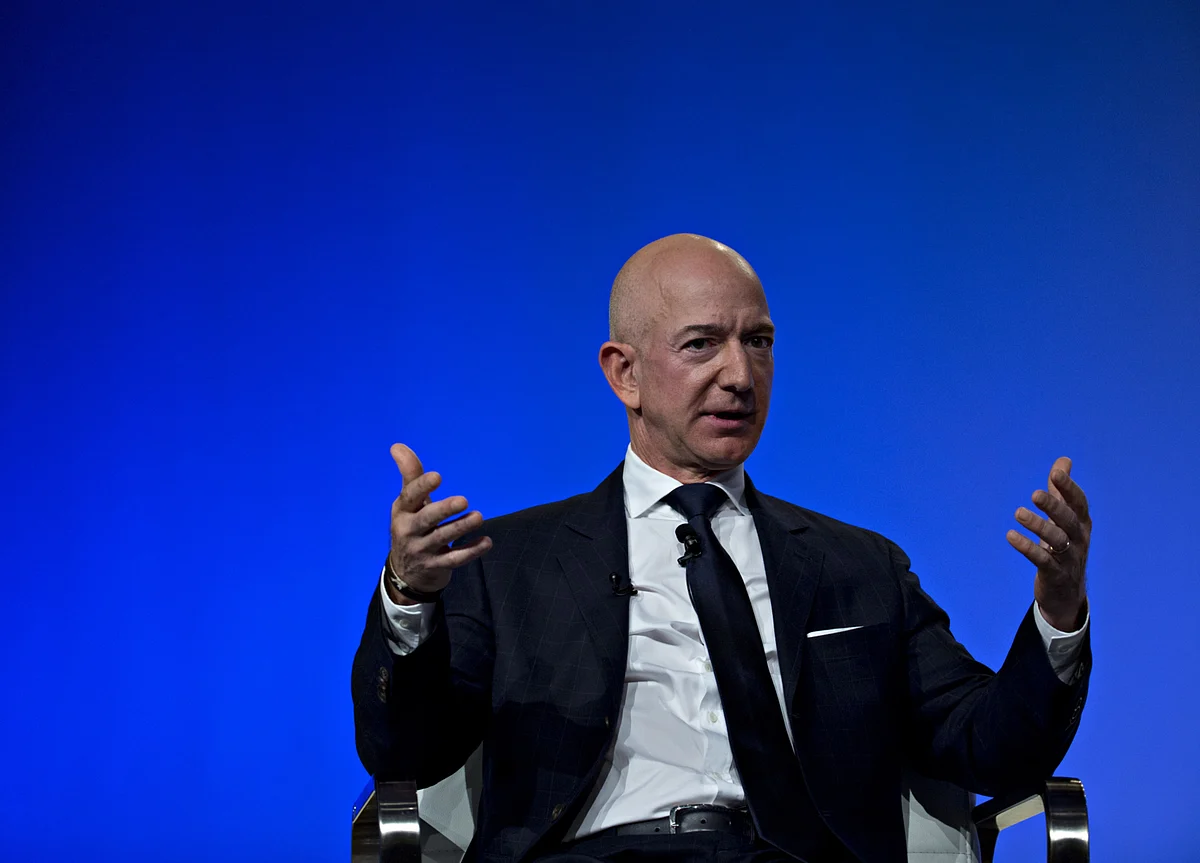 Bezos Hack Began With Saudi Goodwill Tour, Intimate Dinner